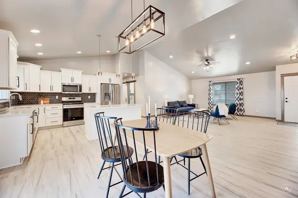 3870 Rosette LN, Helena, MT 59602