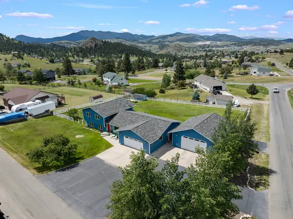 2 Grassy Mountain RD, Clancy, MT 59634