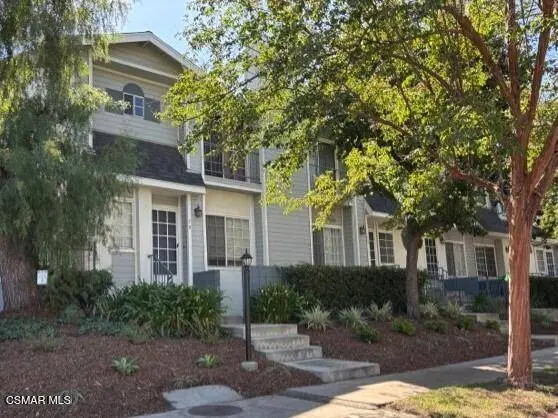7430 Corbin Avenue #19, Reseda, CA 91335