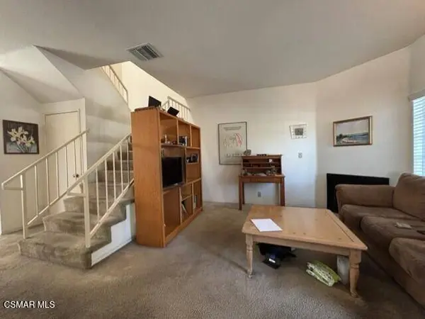 7430 Corbin Avenue #19, Reseda, CA 91335