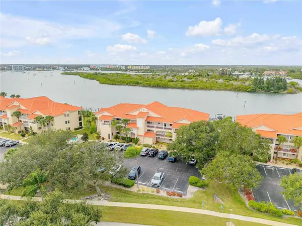 460 BOUCHELLE DR #304, New Smyrna Beach, FL 32169