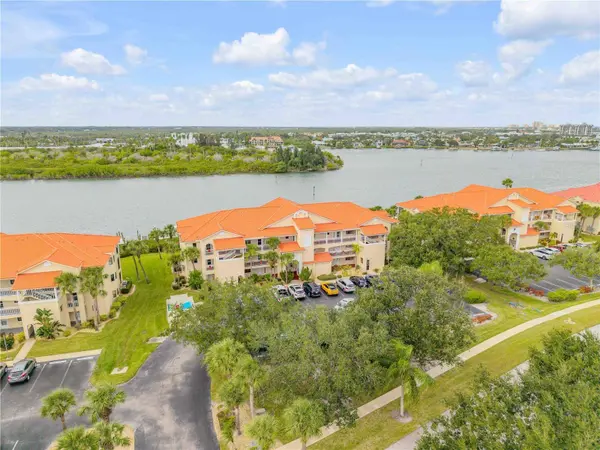 460 BOUCHELLE DR #304, New Smyrna Beach, FL 32169