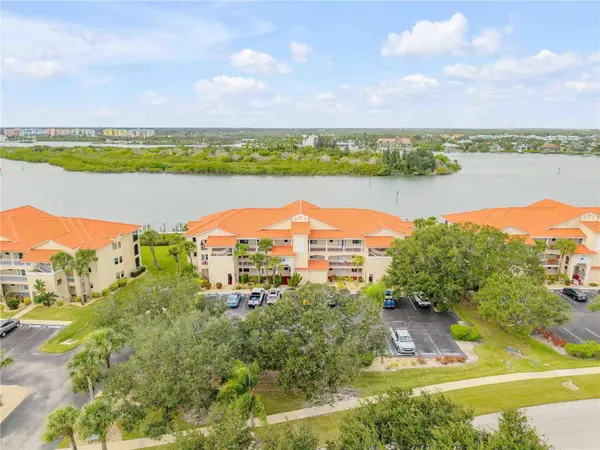 460 BOUCHELLE DR #304, New Smyrna Beach, FL 32169