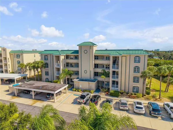 426 BOUCHELLE DR #202, New Smyrna Beach, FL 32169