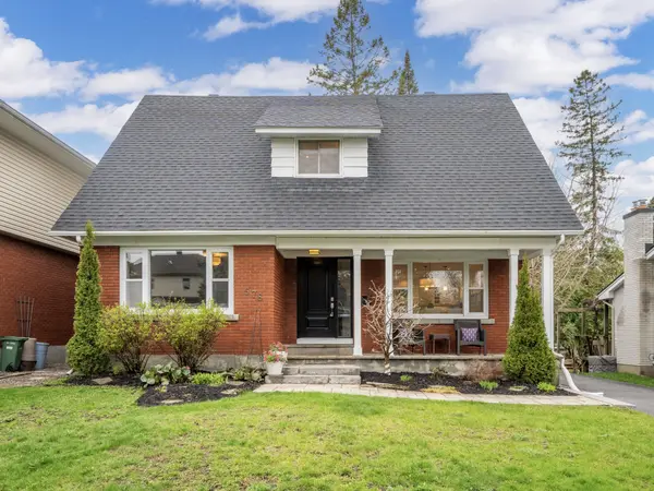 578 Courtenay Avenue