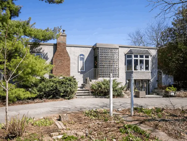 493 Highcroft Avenue