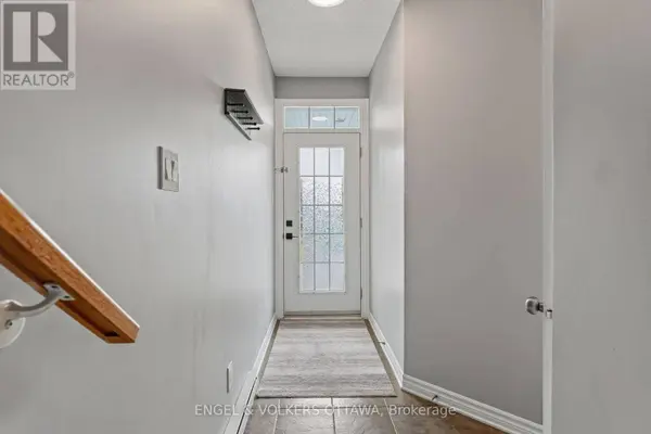 123 EYE BRIGHT CRESCENT, Ottawa, ON K1V2K6