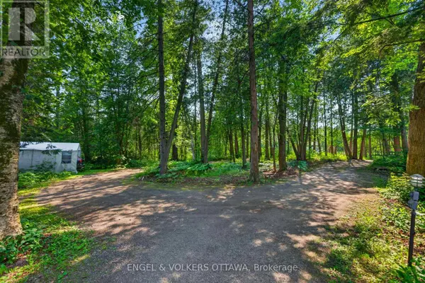 4167 FARMERS WAY, Ottawa, ON K0A1K0