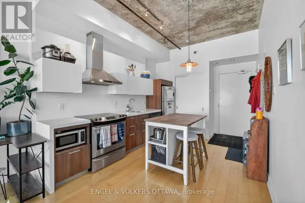 340 McLeod ST #935, Ottawa, ON K2P1A4
