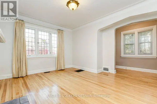 475 GOLDEN AVENUE, Ottawa, ON K2A2E4