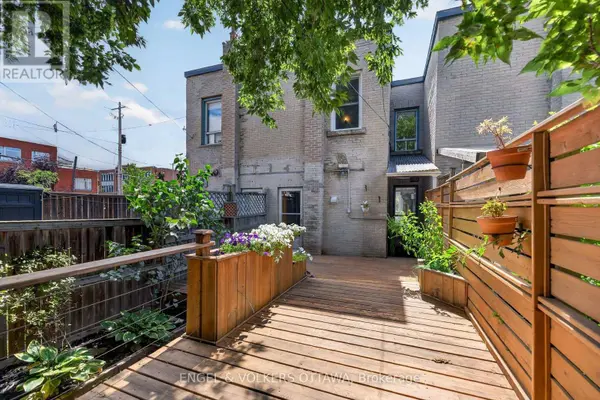 75 ECCLES STREET, Ottawa, ON K1R6S5