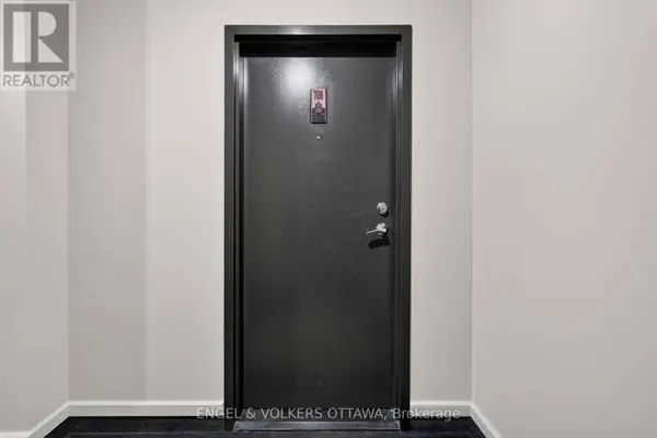 245 Kent ST #706, Ottawa, ON K2P0A5
