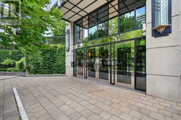 245 Kent ST #706, Ottawa, ON K2P0A5