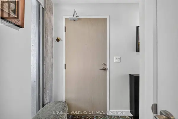 224 Lyon ST North #1316, Ottawa, ON K1R0C1