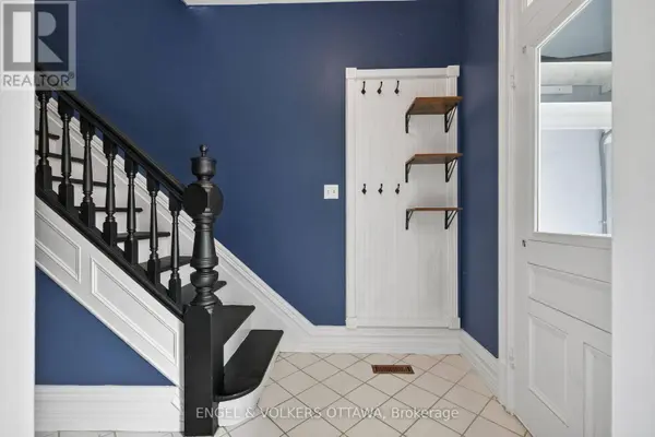 75 ECCLES STREET, Ottawa, ON K1R6S5