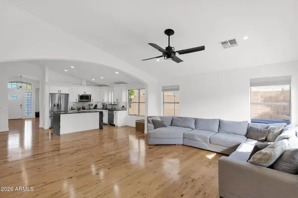 6369 W MATILDA Lane, Glendale, AZ 85308