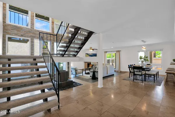 7614 E PLEASANT Run, Scottsdale, AZ 85258