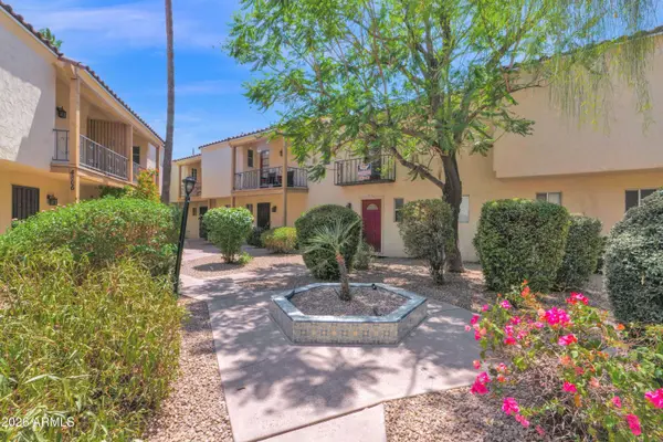 4812 N 73RD Street, Scottsdale, AZ 85251