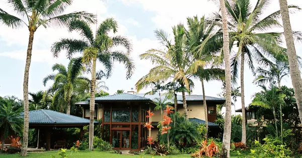 Kaneohe home buyers searching for the ideal neighborhood with expert real estate guidance.