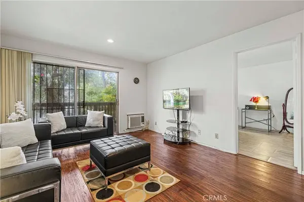 525 S Ardmore Ave #127, Los Angeles, CA 90020