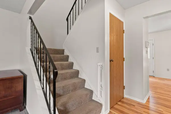 2916 Essington Drive, Dublin, OH 43017