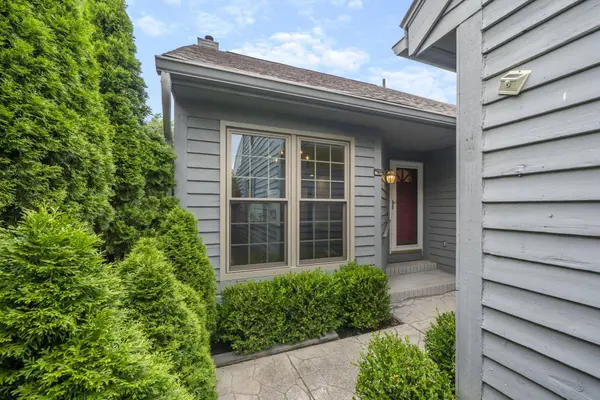 1280 Gemstone Square, Westerville, OH 43081