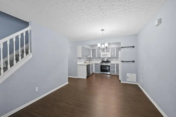 6183 Glenvillage Drive, Dublin, OH 43016
