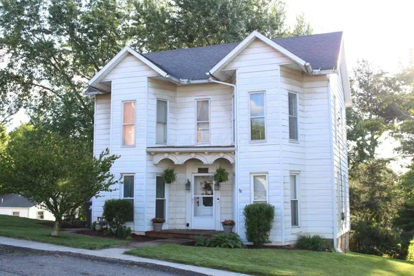 15 W South Street, Thornville, OH 43076