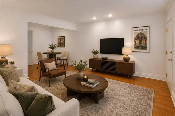 3201 ST. CHARLES AVE #230, New Orleans, LA 70115