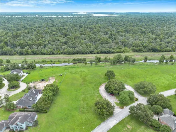250 ENGLISH TURN DR, New Orleans, LA 70131