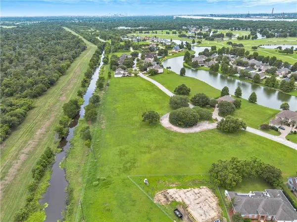 250 ENGLISH TURN DR, New Orleans, LA 70131