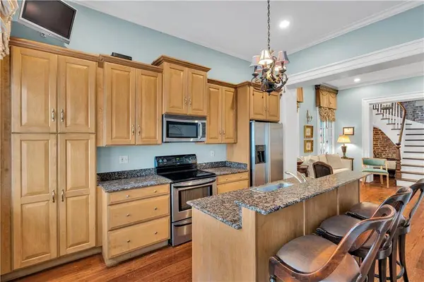 737 ST ANN ST #737, New Orleans, LA 70116