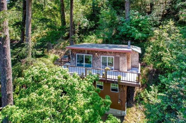 15 Mountain View AVE, Lagunitas, CA 94938