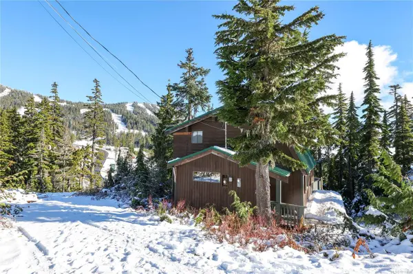 706 Glacier View Close, Courtenay, BC V9T 1L0