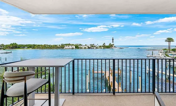 Best waterfront condos with boat slip under $2 Million