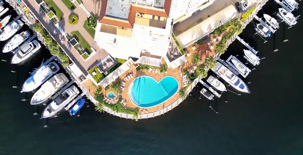 Fort Lauderdale Beach - Condo deals, Restaurants, Events