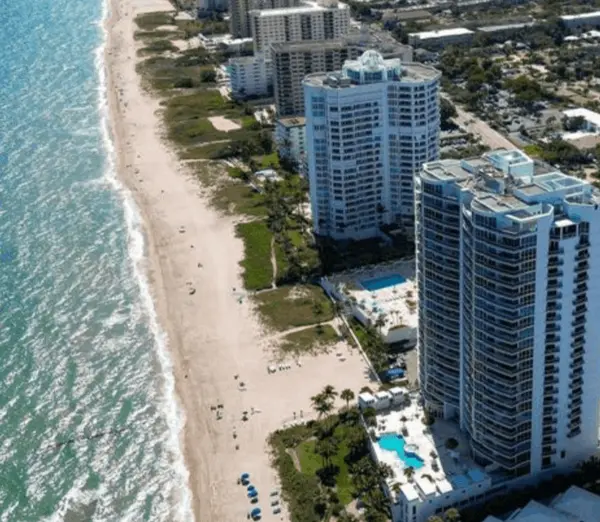 THE OCEANFRONT PENTHOUSE UNDER $3 MILLION SMART MONEY SHOULD KNOW