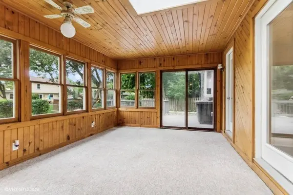 846 Mandrake DR, Batavia, IL 60510