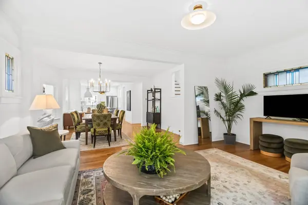 727 Wenonah AVE, Oak Park, IL 60304