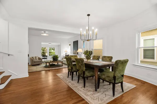 727 Wenonah AVE, Oak Park, IL 60304