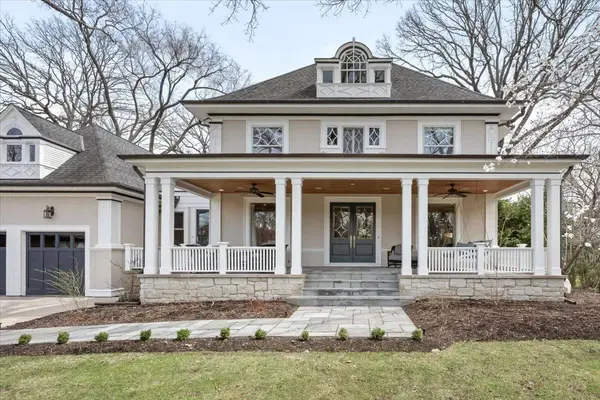 915 Keystone AVE, River Forest, IL 60305