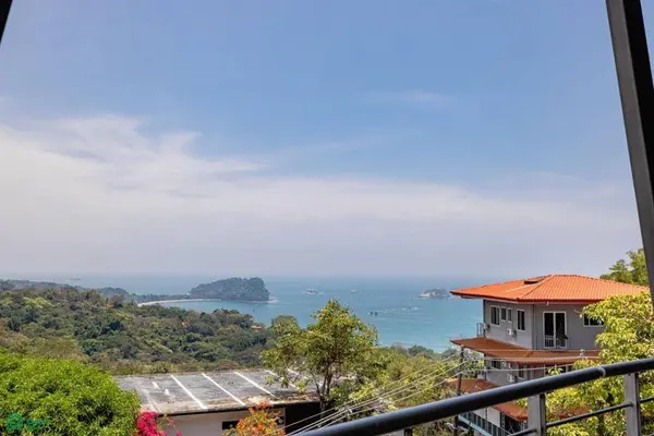 Los Altos Luxury Penthouse,