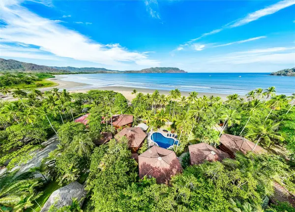 Tambor Tropical Beach Hotel