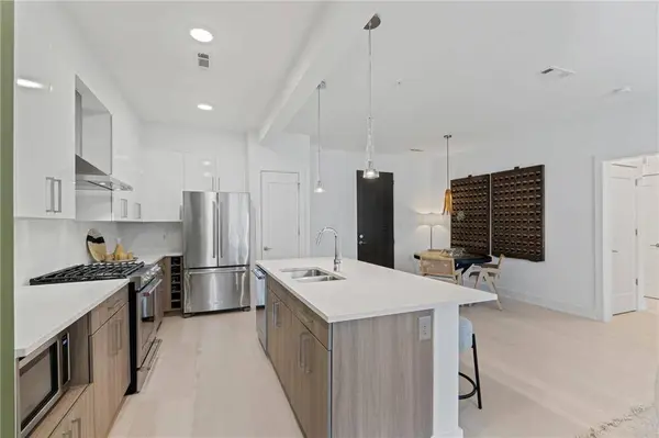 775 Juniper ST NE #404, Atlanta, GA 30308