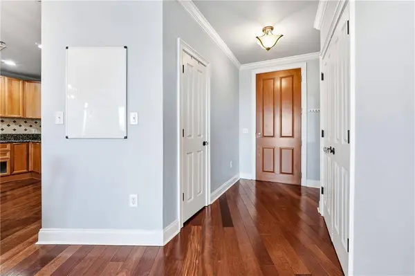 2881 Peachtree RD NE #902, Atlanta, GA 30305