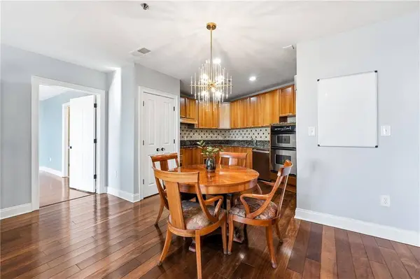 2881 Peachtree RD NE #902, Atlanta, GA 30305