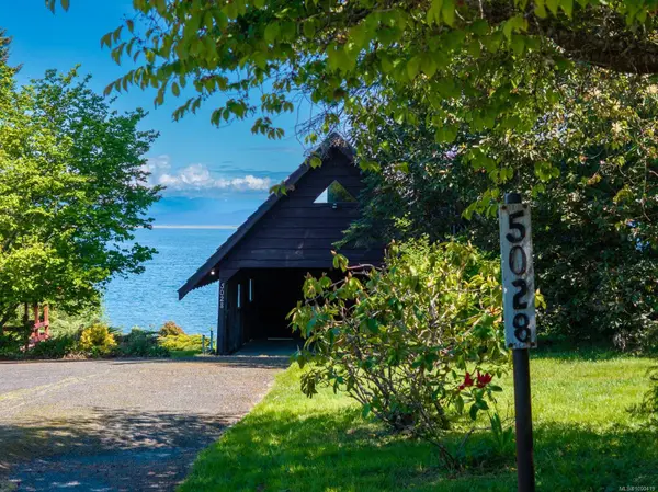 5028 Spence Rd, Courtenay, BC V9N 9S1