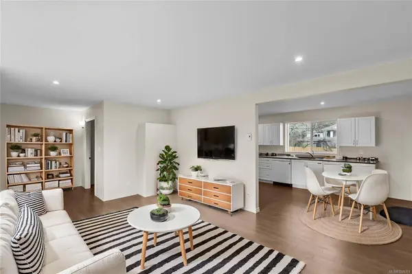 375 Church St, Comox, BC V9M 2C1