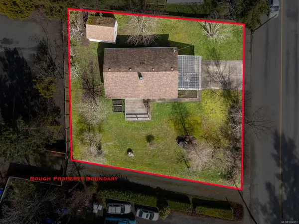 375 Church St, Comox, BC V9M 2C1