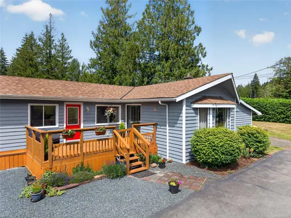2361 Fowler Rd, Qualicum Beach, BC V9K 2A5